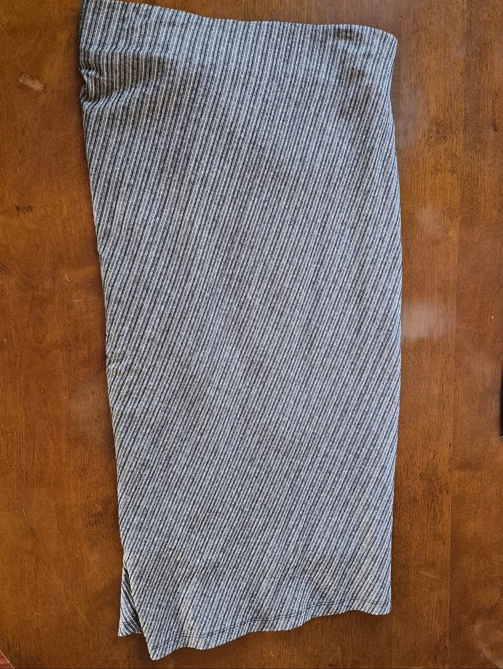 LIKE NEW Drape Skirt - Picture 8 of 8